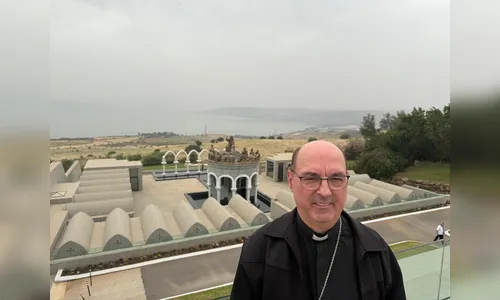 
						
							Bispo de Apucarana participa de peregrinação espiritual na Terra Santa
						
						