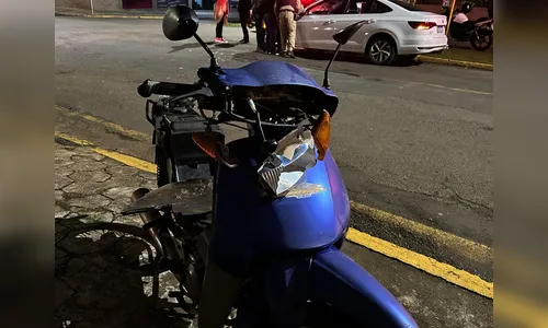 
							Motociclista fica ferida após colisão entre três veículos em Apucarana
						
						