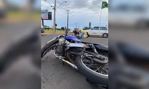
							Motociclista fratura perna em acidente com carro em Apucarana
						
						