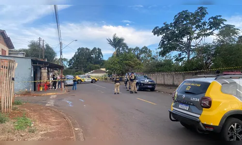 
							Homem é assassinado a tiros dentro de bar no Parque Bela Vista
						
						