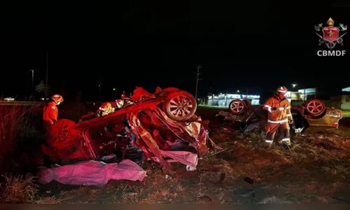 
							Policial civil e advogado morrem em capotamento às margens da rodovia
						
						