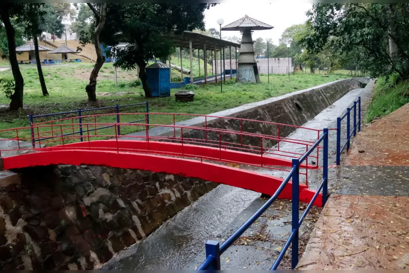 Prefeitura de Apucarana conclui recuperação do canal do Parque Biguaçu