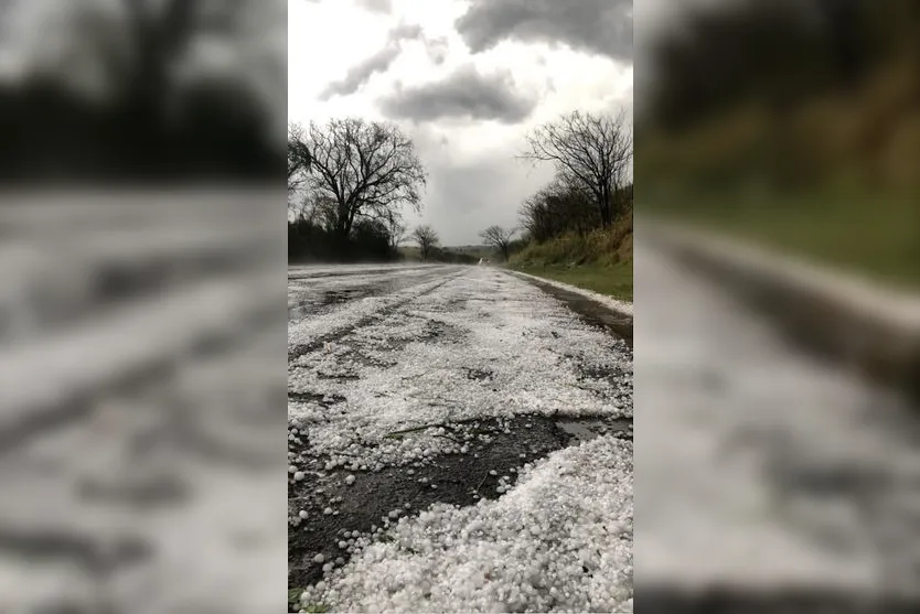 Chuva de granizo assusta moradores da região