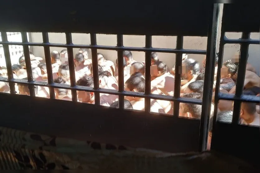 Polícia Civil apreende celulares e drogas durante vistoria na cadeia de Faxinal
