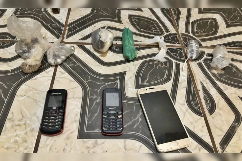 Polícia Civil apreende celulares e drogas durante vistoria na cadeia de Faxinal