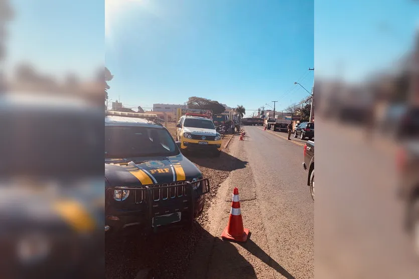 PRF e PM realizam operação para fiscalizar motocicletas em Arapongas