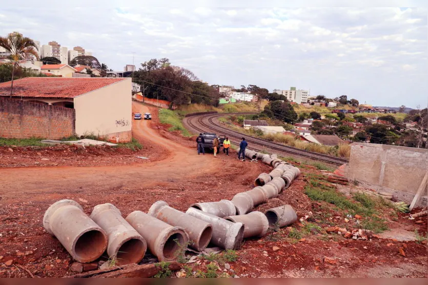 Ligação entre bairros centrais ganha urbanização em Apucarana