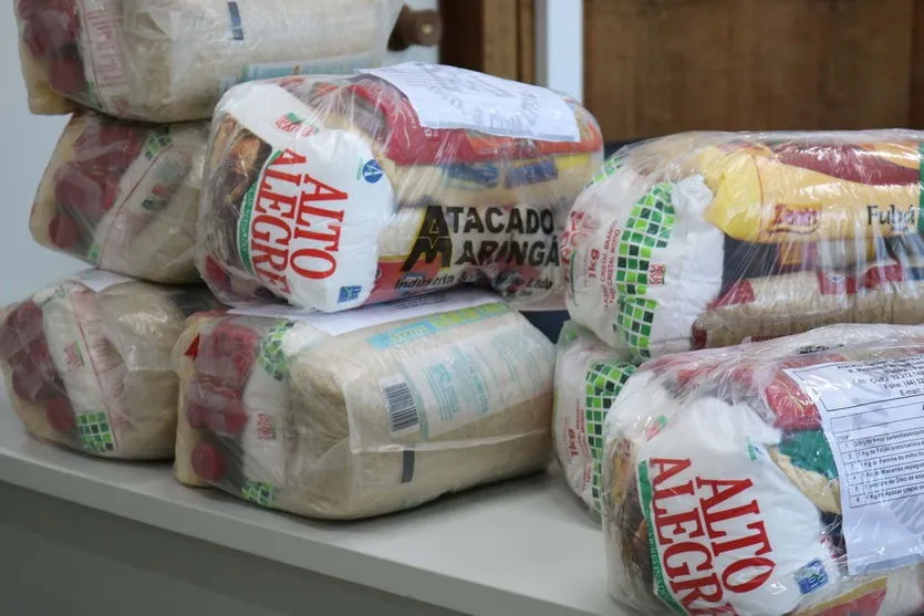 Governo entrega 30 toneladas de alimentos da merenda escolar