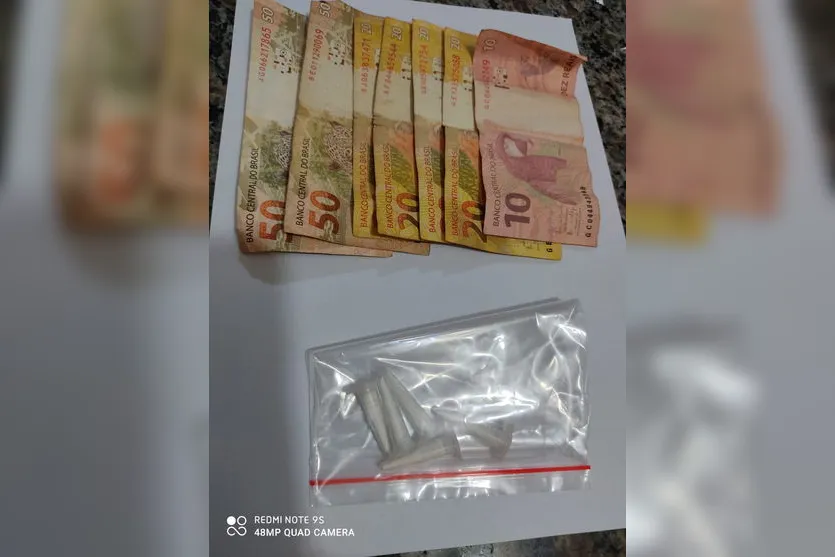 Homem é preso com cocaína e dinheiro em Apucarana