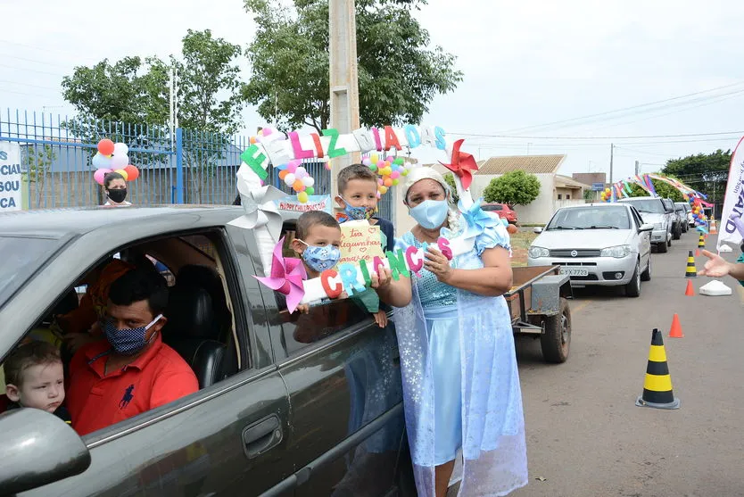 Sabáudia comemora Dia das Crianças com Drive Thru da Saudade