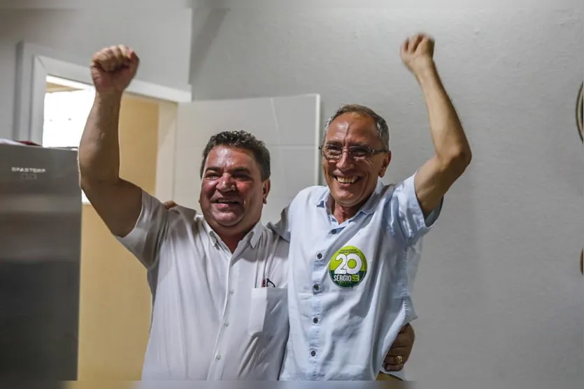 Extratos das urnas apontam Sergio Onofre reeleito; equipe comemora