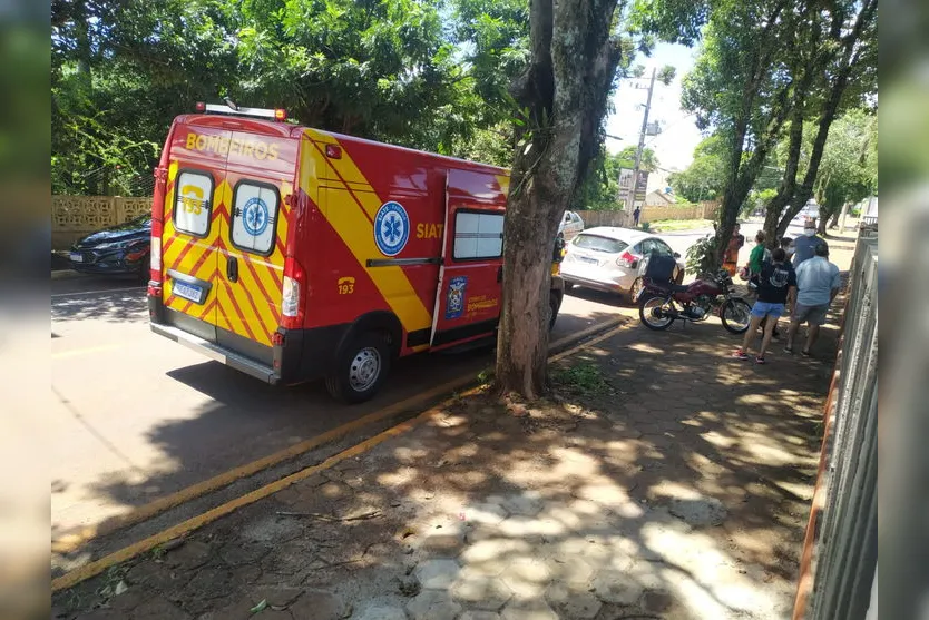 Entregador se envolve em acidente em frente da delegacia