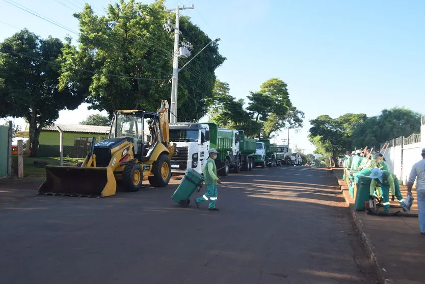 Ivaiporã Cidade Limpa leva serviços públicos aos bairros