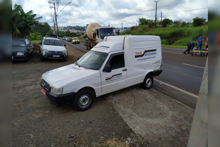 Motociclista fica ferido após acidente em Apucarana; vídeo