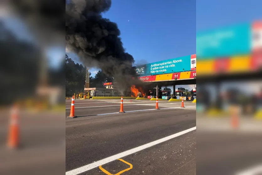 Motorista morre carbonizado após acidente em pedágio no PR; vídeo