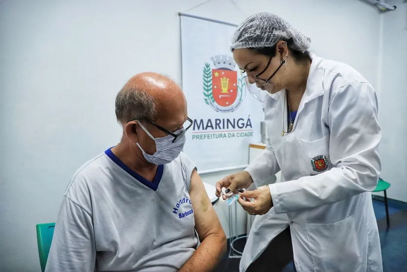 10,7% das doses aplicadas no Paraná foram nos fins de semana