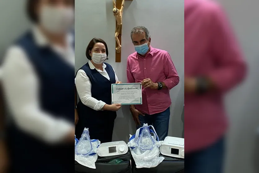 AMUVI entrega equipamentos para o setor da Covid-19