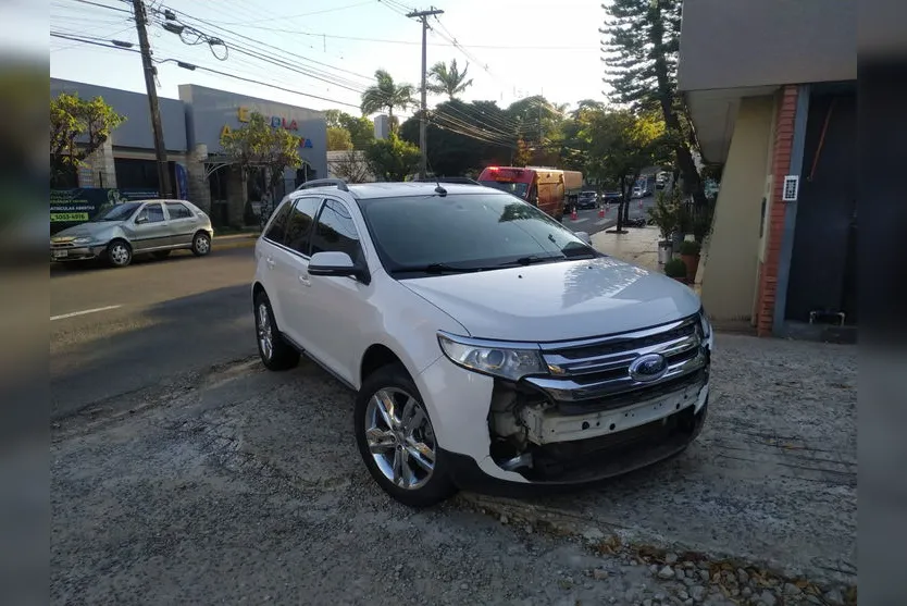 Acidente entre carro e moto é registrado na área central