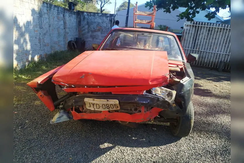 Acidente envolve três carros no centro de Apucarana