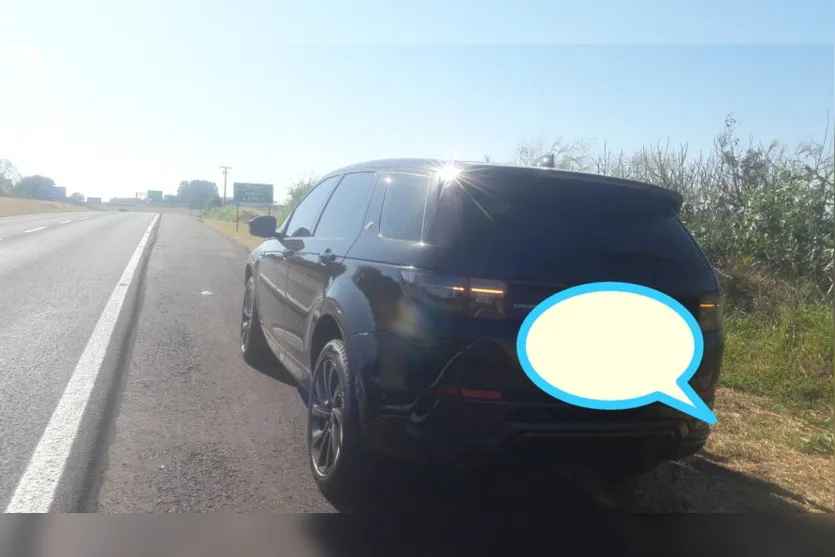 Acidente envolvendo moto e carro é registrado nesta manhã