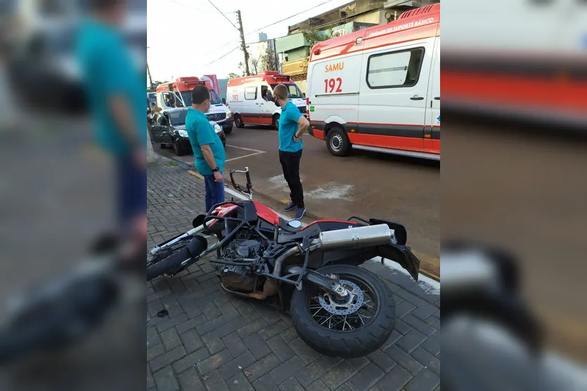Acidente fere motociclista logo cedo em Arapongas
