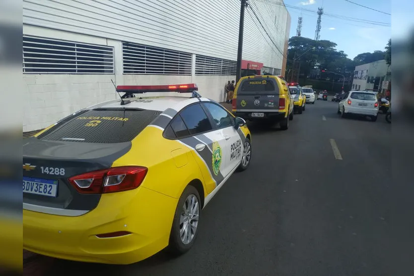 Assaltante é preso após perseguição com a PM