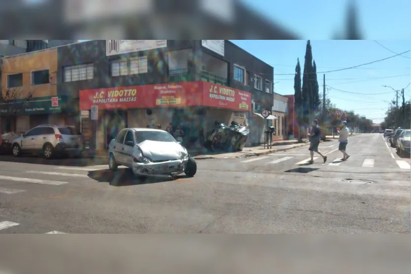 Capotamento é registrado na área central de Arapongas