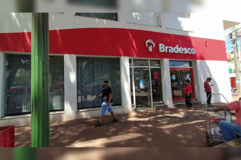 Covid-19: Bradesco de Apucarana fecha para higienização