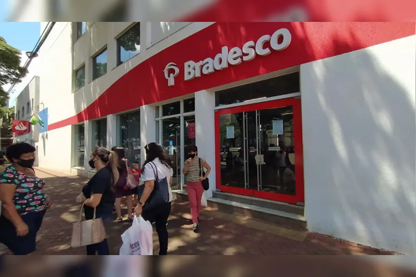 Covid-19: Bradesco de Apucarana fecha para higienização