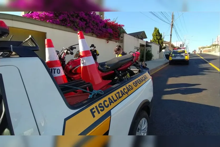 Idoso fica ferido em atropelamento na manhã desta segunda