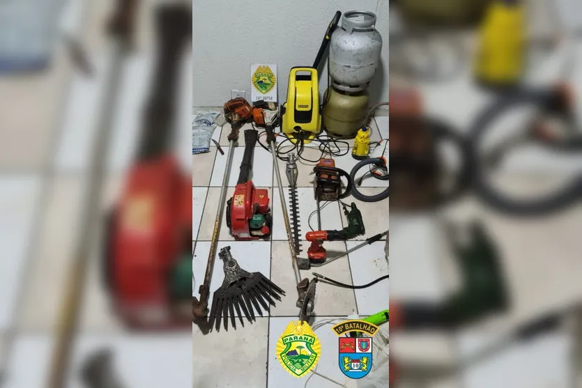 Idosos são agredidos durante assalto e ladrões são presos pela PM