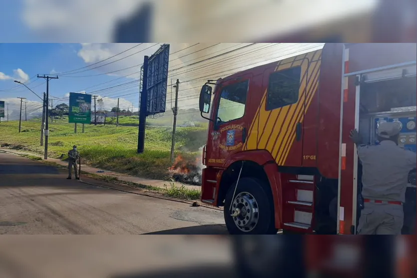 Incêndio na BR-369 pede atenção dos motoristas
