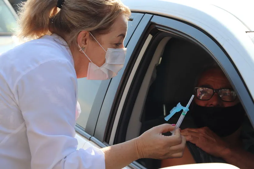 Ivaiporã vacinou 400 idosos acima de 65 anos, neste domingo