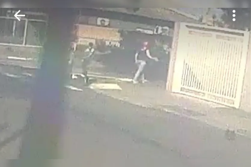 Mãe procura testemunha de acidente que matou filha