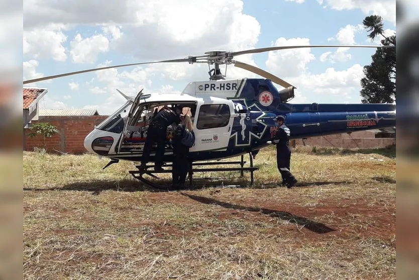 Menino de 4 anos fica gravemente ferido após acidente com guincho