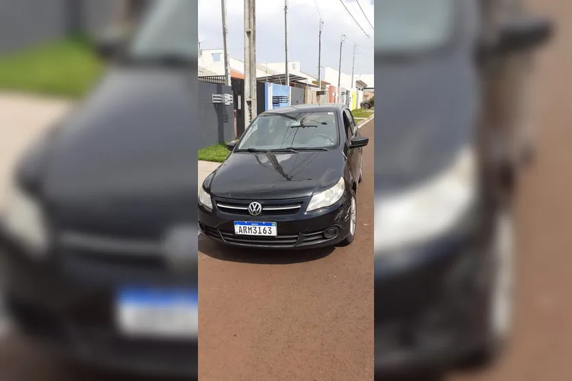 Mulher motociclista fica ferida após acidente com carro