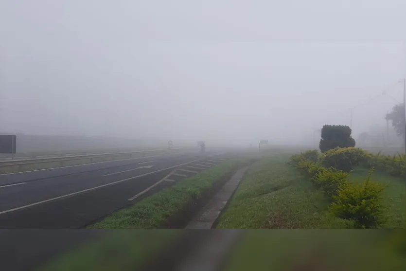 Neblina forte atinge algumas cidades da região ao amanhecer