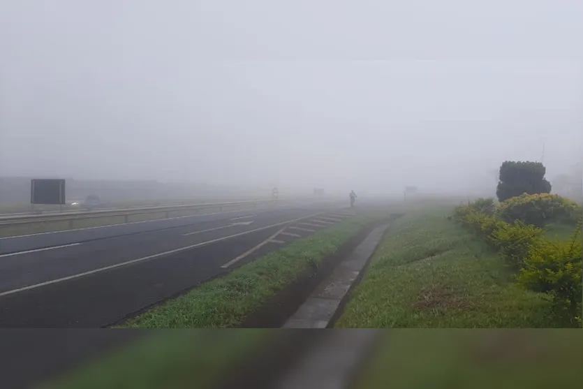 Neblina forte atinge algumas cidades da região ao amanhecer