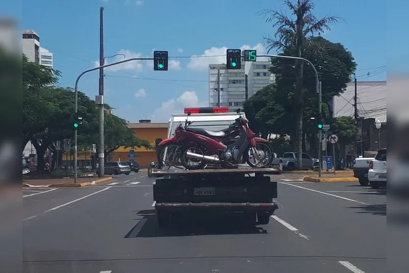 PM realiza operação blitz no centro de Apucarana