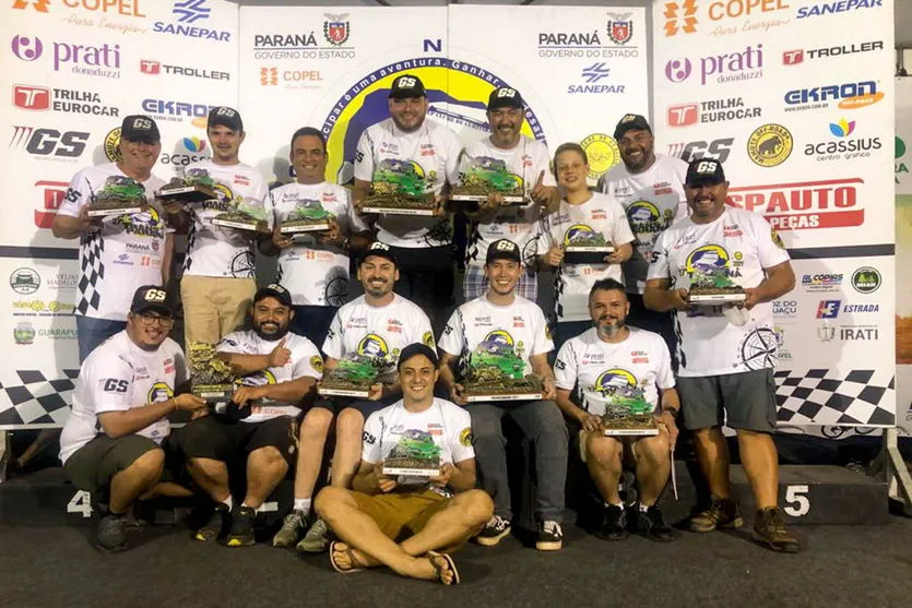 Piloto de Apucarana é campeão invicto do Transparaná