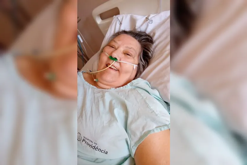 Professora aposentada comemora recuperação da Covid-19
