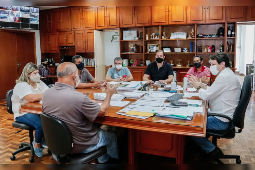 Programa vai trocar recicláveis por alimentos em Apucarana