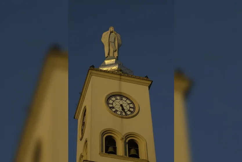 Relógio da Catedral está parado desde o dia 5; assista