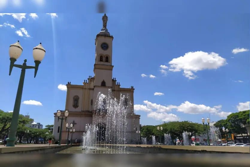 Relógio da Catedral está parado desde o dia 5; assista