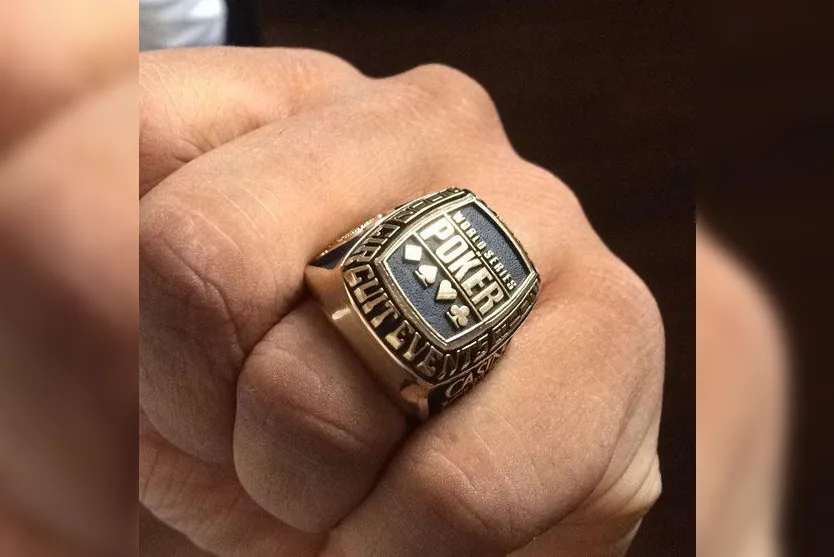 Rogério Siqueira é referência internacional de Poker