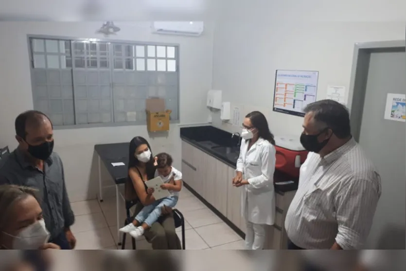 Secretário acompanha vacinação contra a Covid no interior