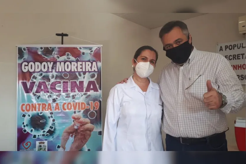 Secretário acompanha vacinação contra a Covid no interior