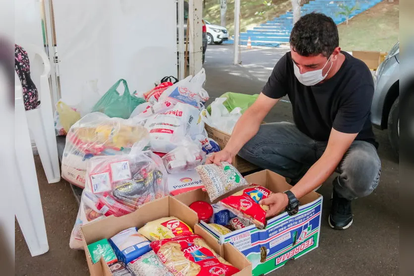 “Vacina Solidária” arrecada cinco toneladas de alimentos