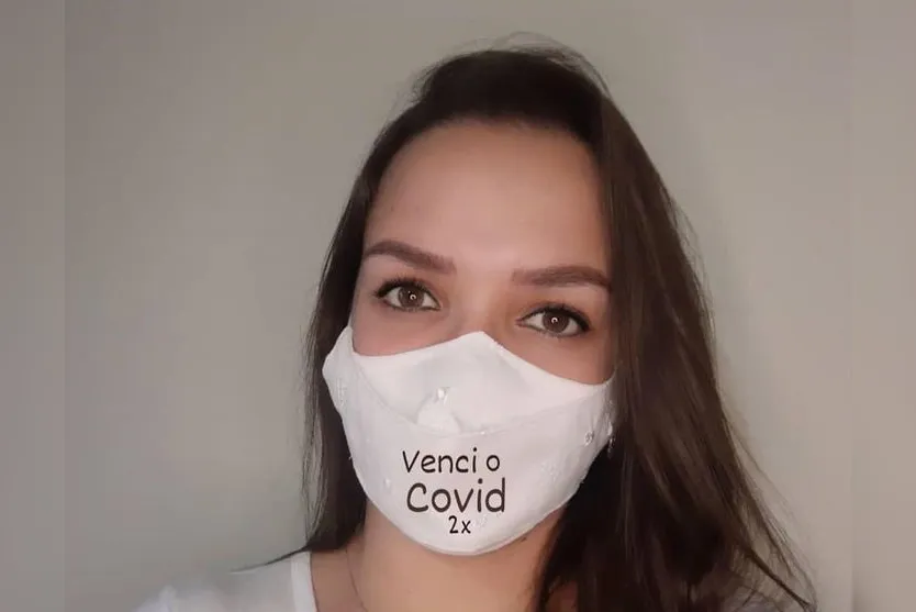 Vídeo: "Venci a covid duas vezes", comemora fisioterapeuta