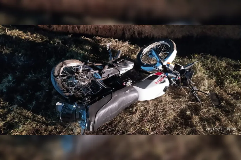 Acidente entre três veículos na PR-444 deixa idoso ferido